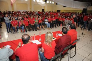 Entrega de becas a hijos de trabajadores de Stasac (5)