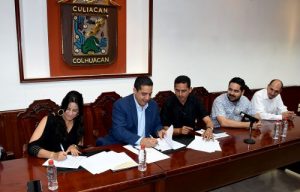 Cabildo Firma de Covenio Instituto del Deporte (1)
