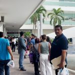 Cientos de contribuyentes aprovechan pago con descuento en adeudos vehiculares anteriores