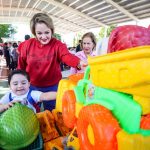 DIF SINALOA LLEVA ALEGRÍA Y ESPERANZA A LA REGIÓN DEL ÉVORA CON SU CARAVANA NAVIDEÑA