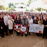 Inicia Gobernador Rocha Moya entrega de la Beca Rita Cetina en Navolato