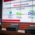 Gobernador Rocha Moya imparte conferencia magistral en el Centro de Estudios Superiores Navales